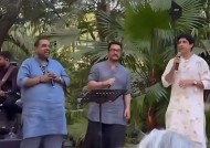 Aamir Khan， Farhan Akhtar在Javed Akhtar的生日聚会上重聚了‘Dil Chahta Ha’果酱